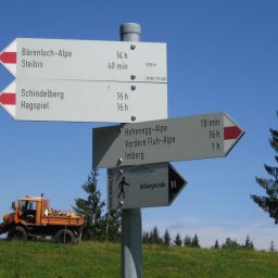 Weiter zur Hohenegg-Alpe