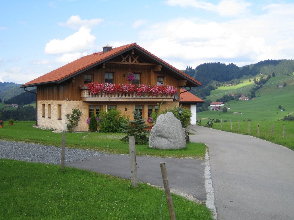 Typisch Allgäuer Balkon